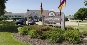 Country Park Apartments Oshkosh